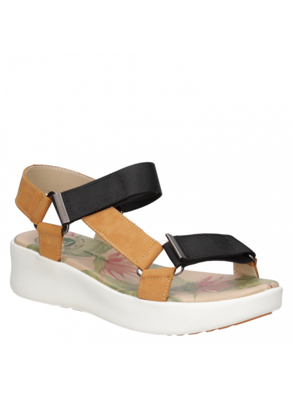 Sandalia Mujer G759 Panamajack camel