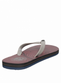 Sandalia casual gris para hombre, resistente y perfecta para actividades al aire libre.