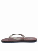 Sandalia gris de hombre, ideal para el parque o la playa, con taco plano de 1.8 cm.