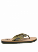 Sandalia verde de Panama Jack, diseño casual masculino, adecuada para playa y parque.
