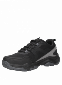 Zapatilla negra outdoor de hombre Panama Jack, diseño versátil y cómodo para actividades diarias.