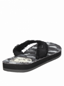 Sandalia masculina negra de Panama Jack, cómoda y fresca para el parque o playa.