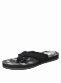 Sandalia negra casual para hombre con taco plano y punta abierta, ideal para verano.
