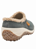 zapatilla de mujer en azul, cuero gamuzado, diseño casual tipo mocasín, ideal para paseos informales en clima fresco.