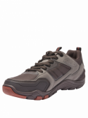Zapatilla taupe casual para hombre, ideal para exteriores, con suela gruesa y antideslizante para terrenos irregulares.