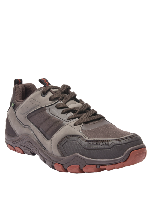 zapatilla taupe casual para hombre con textura entretejida, costuras visibles y paneles de caucho para mayor soporte.