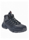 Botín azul para hombre de estilo outdoor, diseño robusto y funcional, ideal para actividades al aire libre y trekking.