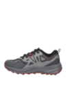 Zapatilla gris de hombre para trekking, con suela de relieve para óptimo agarre en terrenos irregulares.