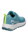 Zapatilla de trail running azul con logotipo distintivo en el costado, adecuada para caminatas ligeras y gimnasio.