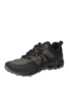 Zapatilla verde de trail running para hombre, diseñada para actividades al aire libre con materiales sintéticos y textiles.