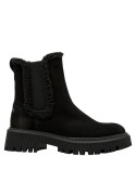 Calzado femenino de cuero gamuzado negro con suela chunky, perfecto para moda casual y días fríos.