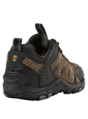 zapatilla estilo aventurero para hombre, color café, caña baja y diseño robusto, cómoda y funcional para excursiones.