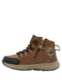 Botín infantil camel con taco plano de 2 cm y caña de 8 cm, cómodo y resistente.