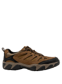 Calzado robusto color café para hombre, estilo casual y funcional, adecuado para caminatas y uso diario.