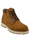 Botín camel de cuero gamuzado, estilo utilitario, suela con patrón de tracción, perfecto para un look urbano y práctico.