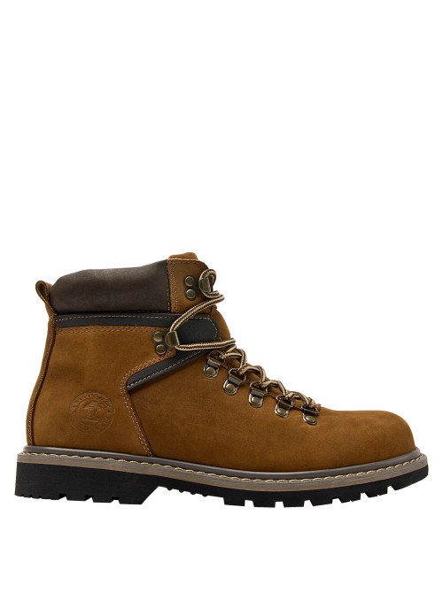 Botín aventurero de cuero camel, suela resistente y diseño robusto, adecuado para paseos urbanos o salidas al campo.