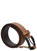 cinturón hombre camel urbano 100% cuero, accesorio versátil que complementa cualquier outfit casual.