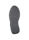 Zapatilla negra de trail running para mujer con diseño robusto y moderno, ideal para actividades al aire libre.