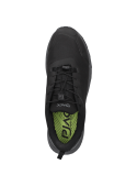 Calzado negro masculino de trail running, suela robusta y patrón de tracción para terrenos irregulares.