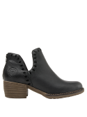 Botín negro de cuero para mujer, combina simplicidad con detalles sutiles, ideal para un estilo relajado y cómodo.