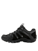Zapatilla negra de cuero y mesh, punta redonda y caña de 5 cm, perfecta para aventuras diarias.