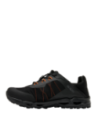 zapatilla negra para hombre, ideal para trail running, con punta redonda y caña de 4.5 cm