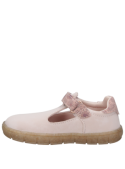 Zapatilla de niña en tono rosado, casual y versátil, adecuada para actividades diarias con excelente agarre.
