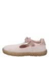 Zapatilla de niña en tono rosado, casual y versátil, adecuada para actividades diarias con excelente agarre.