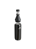 Botella de acero inoxidable negra para niño, diseño compacto, recomendado para actividades al aire libre.