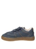 zapatillas para niños en color azul, ideales para aventuras al aire libre.