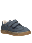zapatillas azules casuales de niño con punta redonda y taco plano de 2.3 cm.