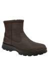 Botín casual de cuero marrón para hombre con diseño slip-on, ideal para soporte y protección del tobillo en uso diario.