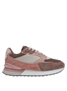 zapatilla casual de cuero café para mujer, ideal para actividades de baja intensidad con diseño estilizado y urbano.