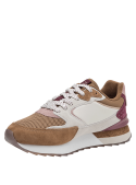 Calzado camel casual para mujer, con detalles modernos en la entresuela y diseño funcional para el uso diario.