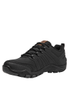 Zapatilla deportiva de aventura, con líneas laterales dinámicas que aportan un toque moderno al diseño.