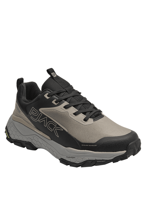 Zapatilla taupe de trail running para hombre, robusta y moderna, ideal para actividades al aire libre.