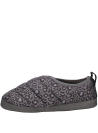 Pantufla casual para mujer, textil suave con estampado animal print, ideal para ocasiones informales.