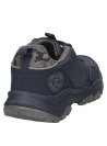 zapatilla azul casual para hombre con taco plano de 6 cm y punta redonda.