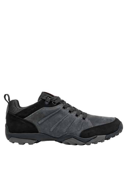 zapatilla gris versátil de cuero con diseño robusto para actividades al aire libre