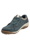 Calzado casual de gamuza azul verdosa, con detalles metálicos elegantes y cordones a juego para un look uniforme.
