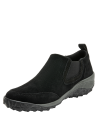 Zapatilla negra de cuero gamuzado para mujer, diseño casual slip-on, ideal para estilo athleisure.
