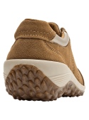 zapatilla de cuero camel para mujer con acabado tipo gamuza y detalles de costura visibles