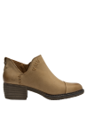 Botín beige para mujer, cuero suave y resistente, combina con jeans o vestidos boho.
