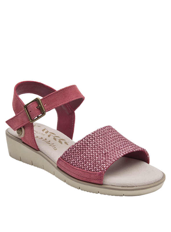 Diseño femenino y fresco, ideal para combinar con vestidos veraniegos y faldas midi.