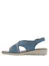 Sandalia azul en cuero para mujer con detalles bohemios en zigzag beige.