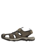 Sandalia de hombre en tonos marrones con velcro, ideal para paseos por el campo o la ciudad.