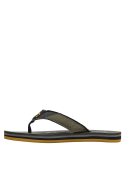 Sandalia casual masculina en material sintético con suela gruesa marrón mostaza y rayas coloridas.