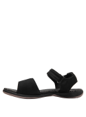 Sandalia outdoor negra sintética, diseño moderno con plantilla estampada.