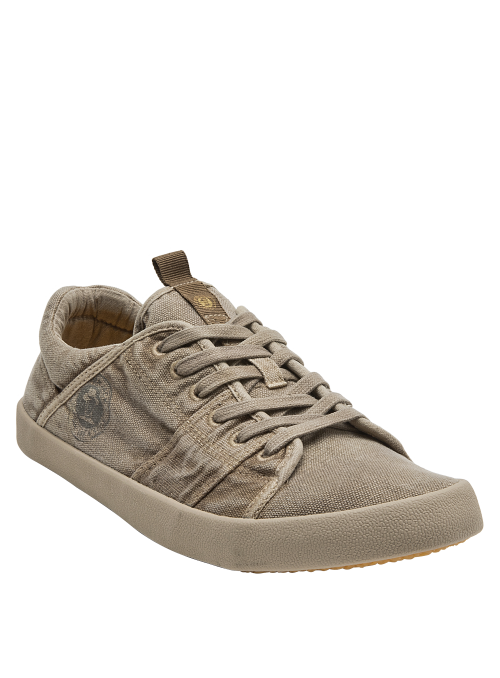 Zapatilla urbana taupe de hombre, textura rústica y robusta, adecuada para ocasiones informales.
