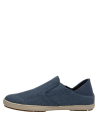 Zapato textil azul para hombre, estilo urbano casual, ideal para combinaciones versátiles.